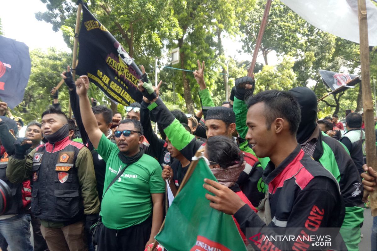 Pengemudi Ojol dan Kemenhub sepakat tarif dikembalikan ke provinsi