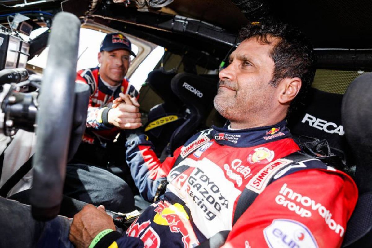 Juara bertahan Al-Attiyah belum menyerah untuk gelar keempatnya di Dakar