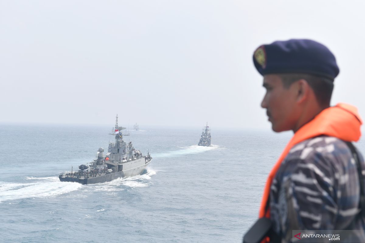 Empat KRI disiagakan untuk meningkatkan pengamanan di Laut Natuna