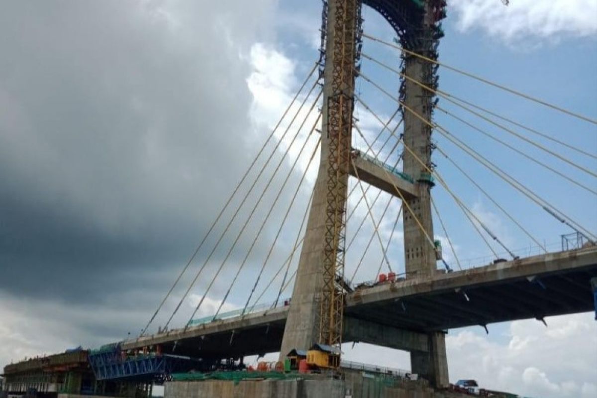 Diperpanjang hingga Juli, kontrak pekerjaan jembatan Teluk Kendari