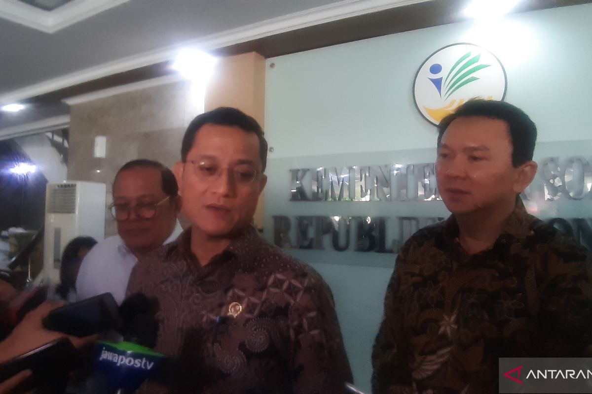 Ahok bahas sinergi bantuan dengan Mensos agar tepat sasaran