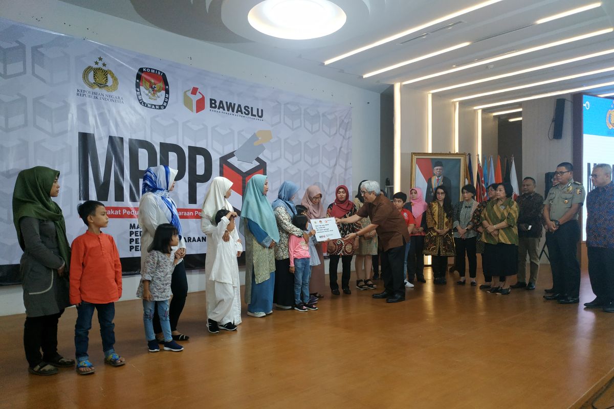 MPPP berikan santunan keluarga korban petugas Pemilu 2019