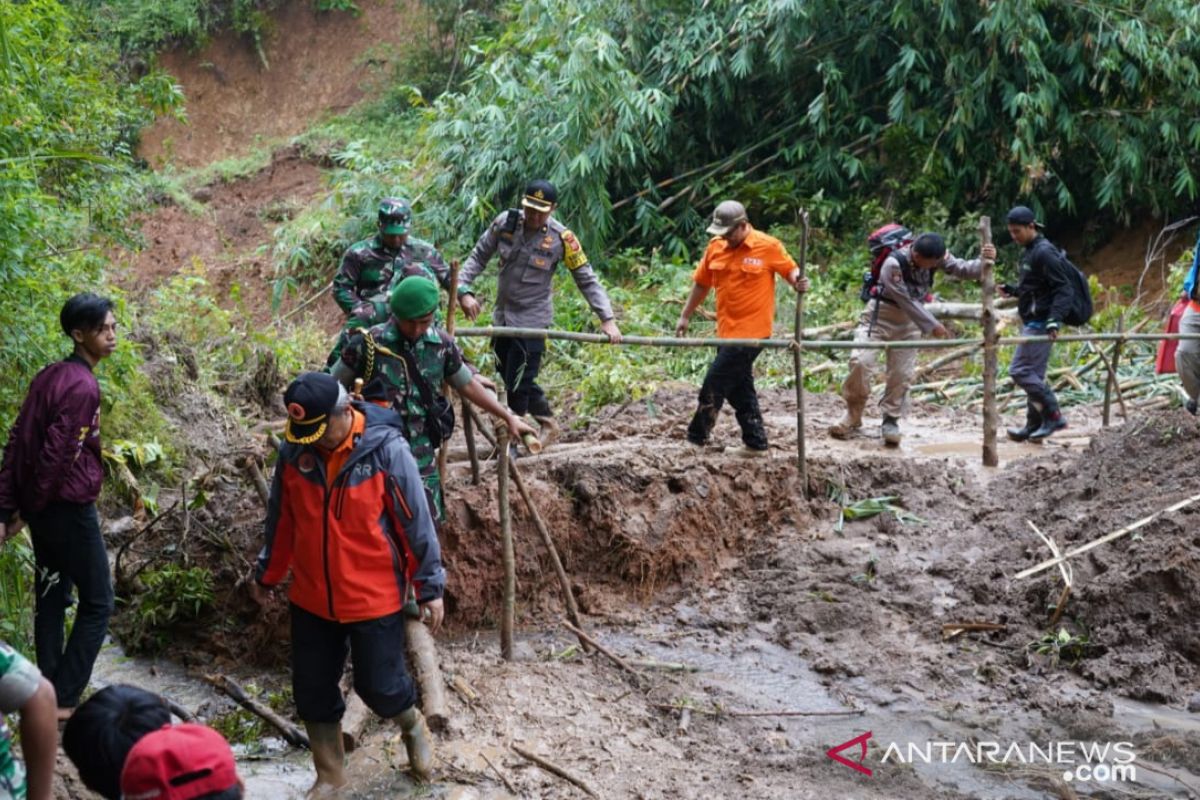 Pemkab Bogor masih fokus penanganan pascabencana