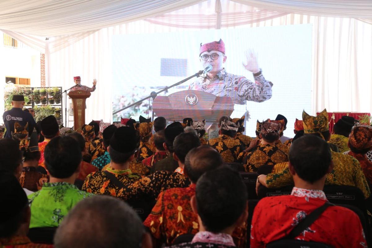 Bupati Anas kumpulkan kasek se-Banyuwangi menyamakan persepsi konsep pendidikan