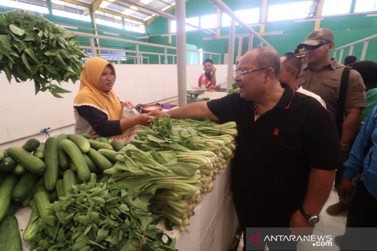 Bupati Kutai Timur imbau pedagang pasar tertib