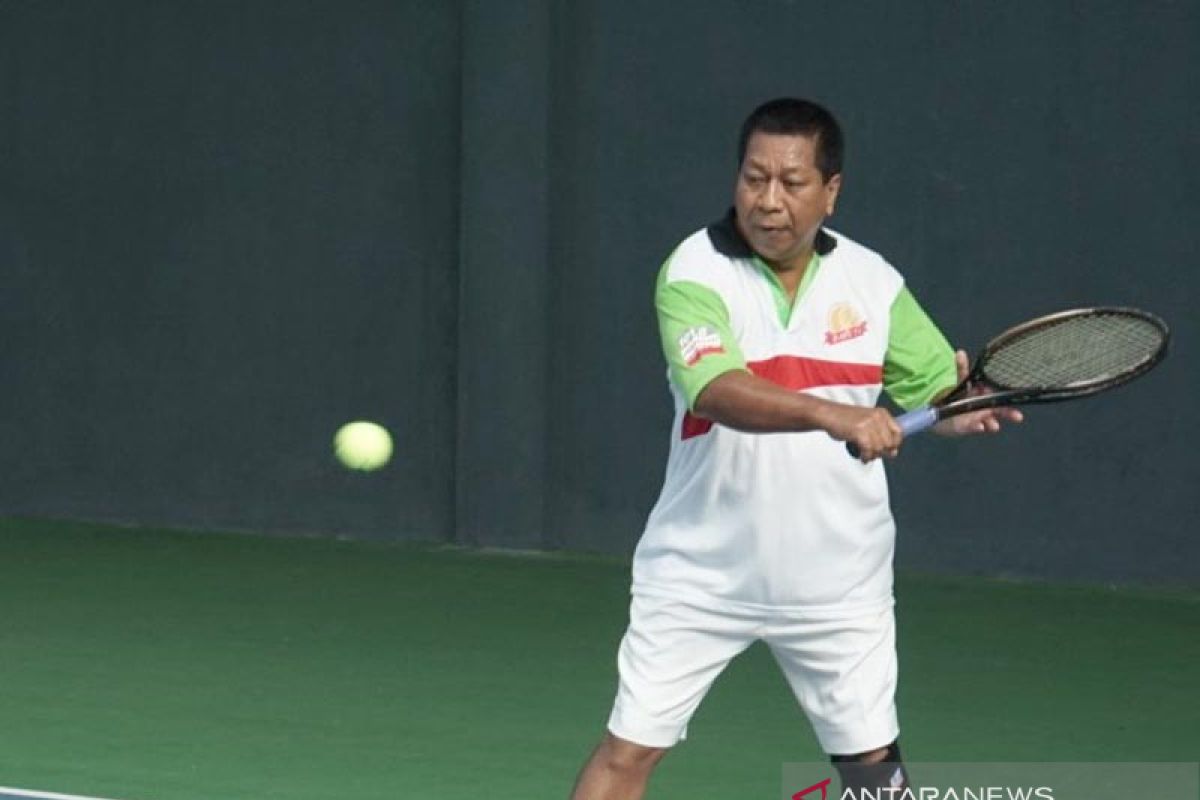 Petenis veteran ikuti Kejuaraan Baveti Magelang Cup