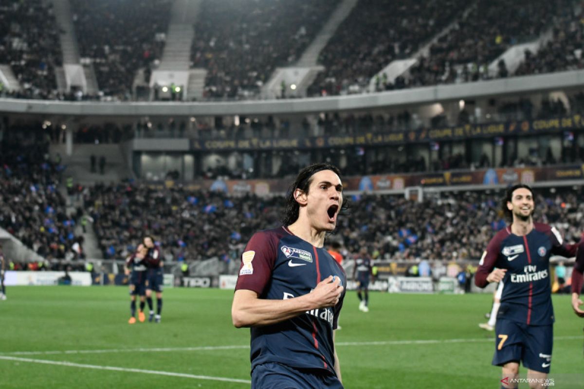 MU bisa dapatkan Cavani usai musim ini