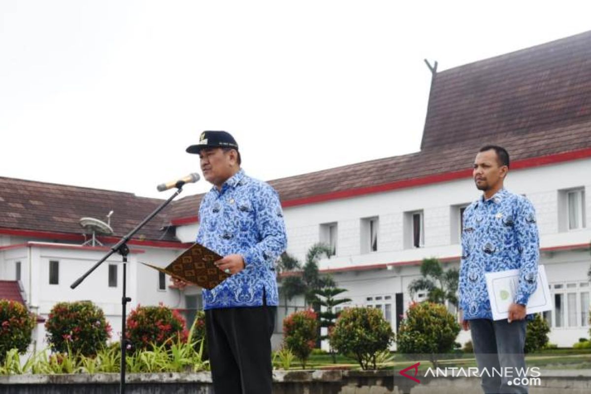 Aswin Efendi Siregar: ASN melayani bukan dilayani