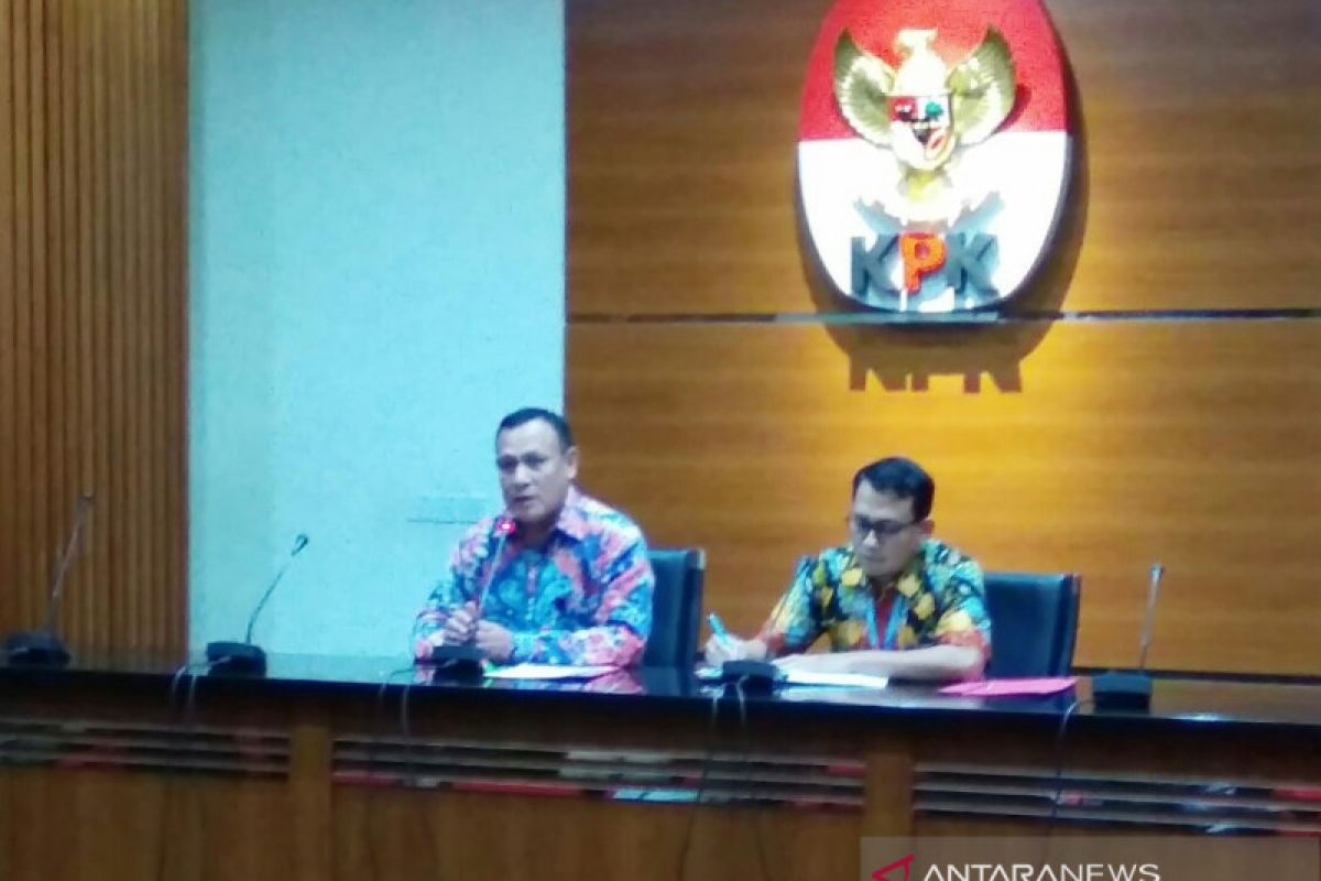 KPK tetapkan 10 tersangka  baru kasus korupsi proyek jalan di Bengkalis