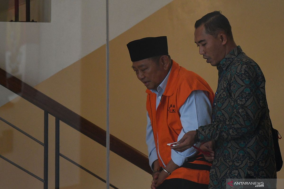 Bupati Sidoarjo Saiful Ilah jalani pemeriksaan di KPK