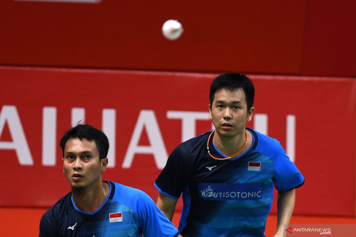 Hentikan juniornya, Hendra/Ahsan tembus final Indonesia Masters