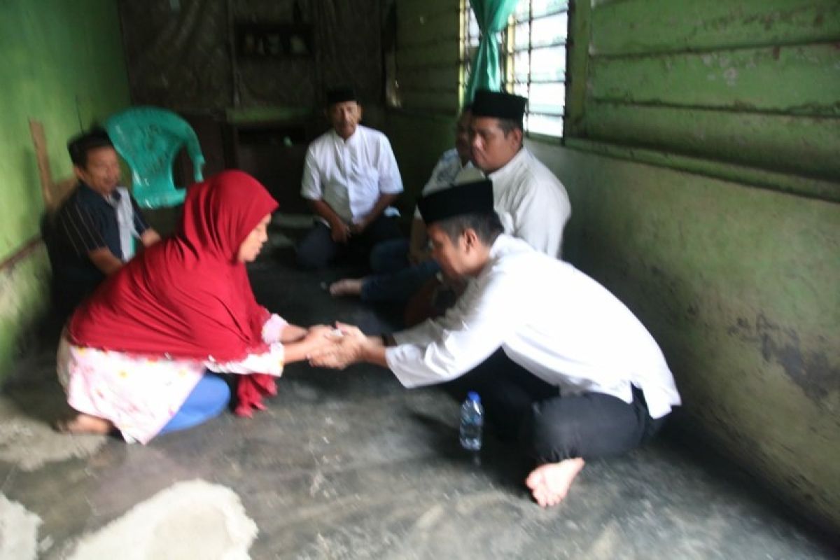 Wali Kota Pematangsiantar bersilaturahmi ke rumah warga