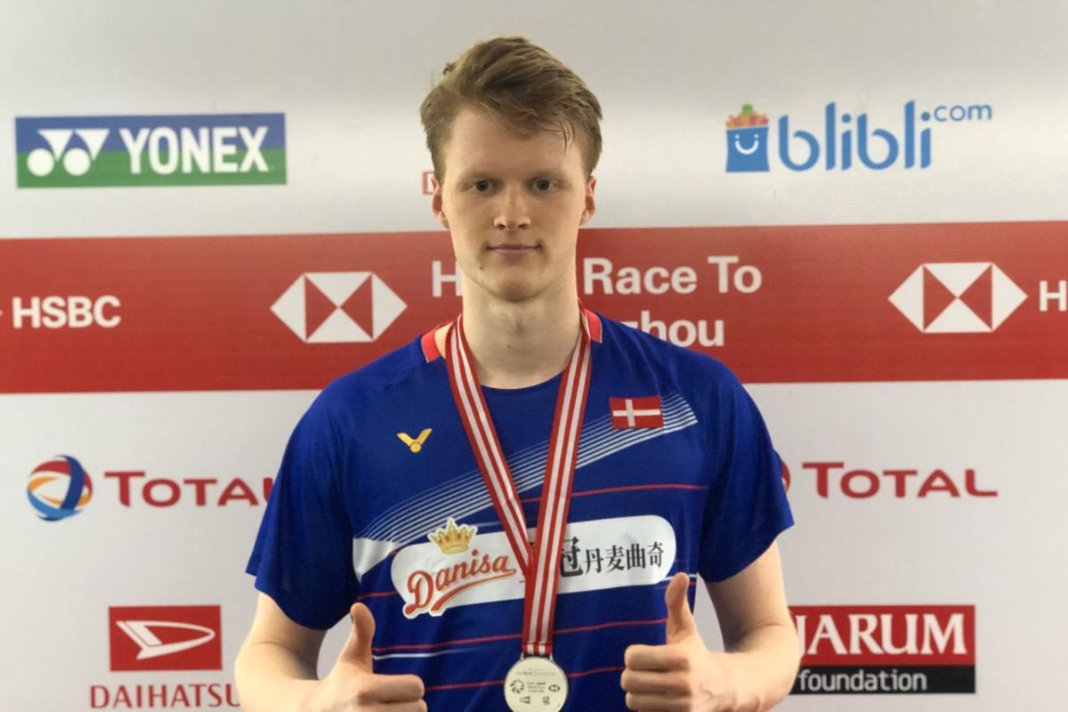 Anders Antonsen masih tangguh buat Tsuneyama