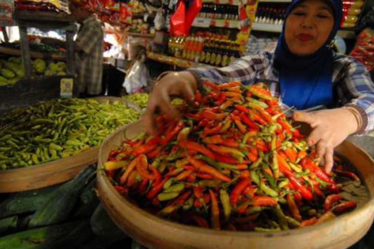 Harga enam jenis bahan pokok di Sumbawa Barat naik signifikan