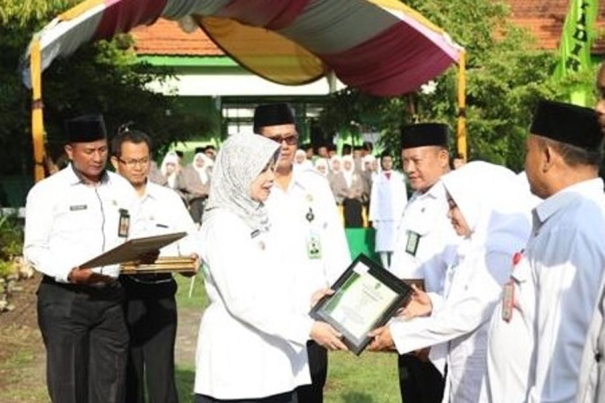 Bupati Haryanti ajak masyarakat perkuat kerukunan antarumat beragama