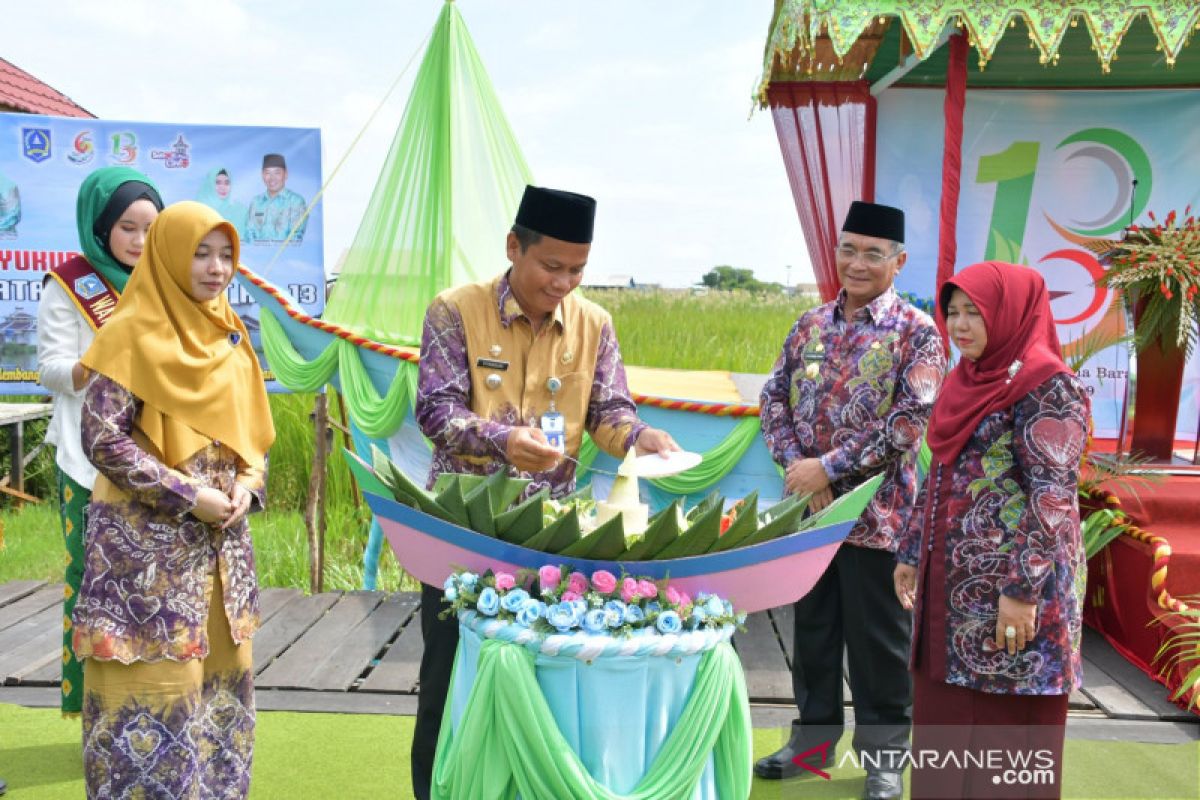 Daha Barat peringati hari jadi ke-13 kecamatan