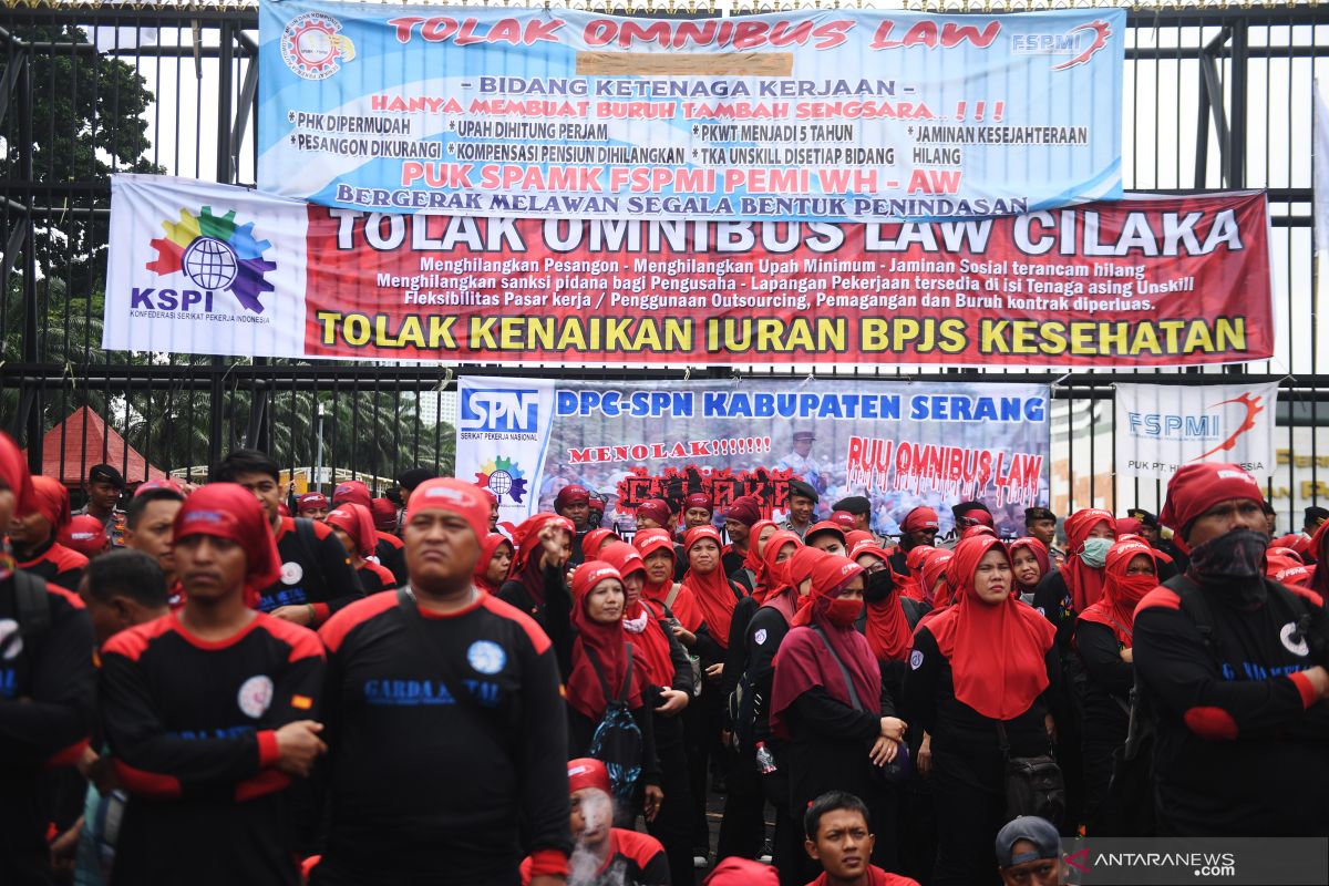 Soal Omnibus Law, KSPI khawatir terjadi rasionalisasi tenaga kerja