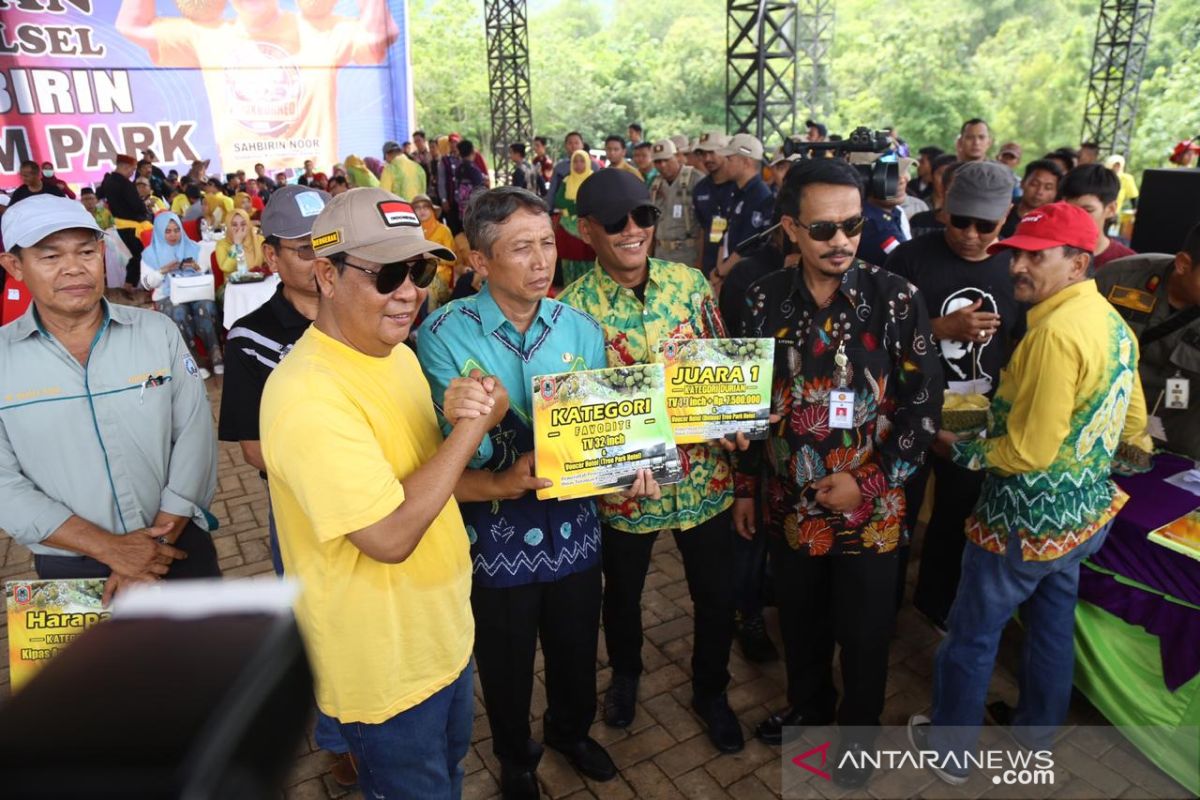 Durian Tanah Laut juara kontes se-Kalsel