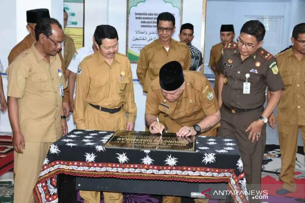 Bupati resmikan gedung rawat inap penyakit dalam pria RSUD Takengon