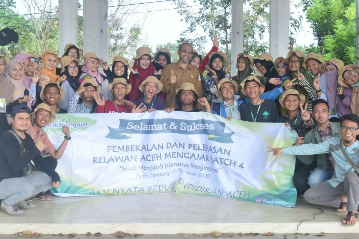 Wabup Aceh Tamiang minta relawan ajarkan budaya senyum sapa salam