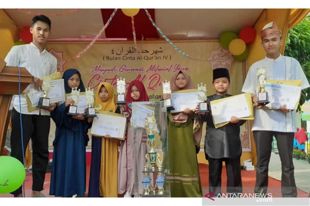 SD IT At Taqwa juara umum Bulan Cinta Al Quran