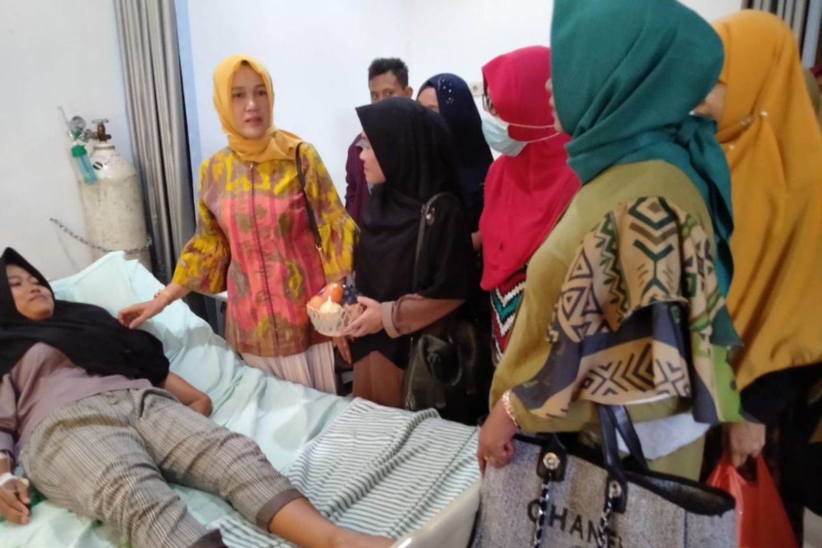 IKAD Bangka besuk pasien di RSUD Depati Bahrin Sungailiat