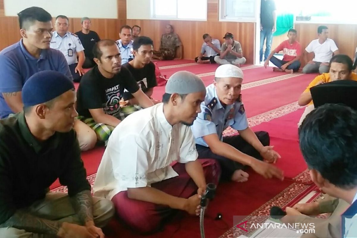 Seorang warga binaan Lapas Bukittinggi masuk Islam