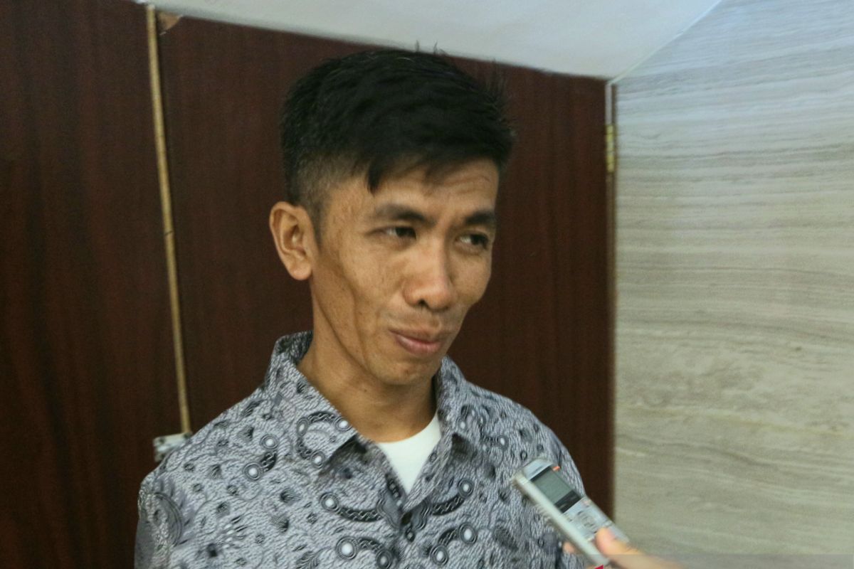 Putra Pinrang, Sulsel, menerbangkan pesawat bermodal keuletan