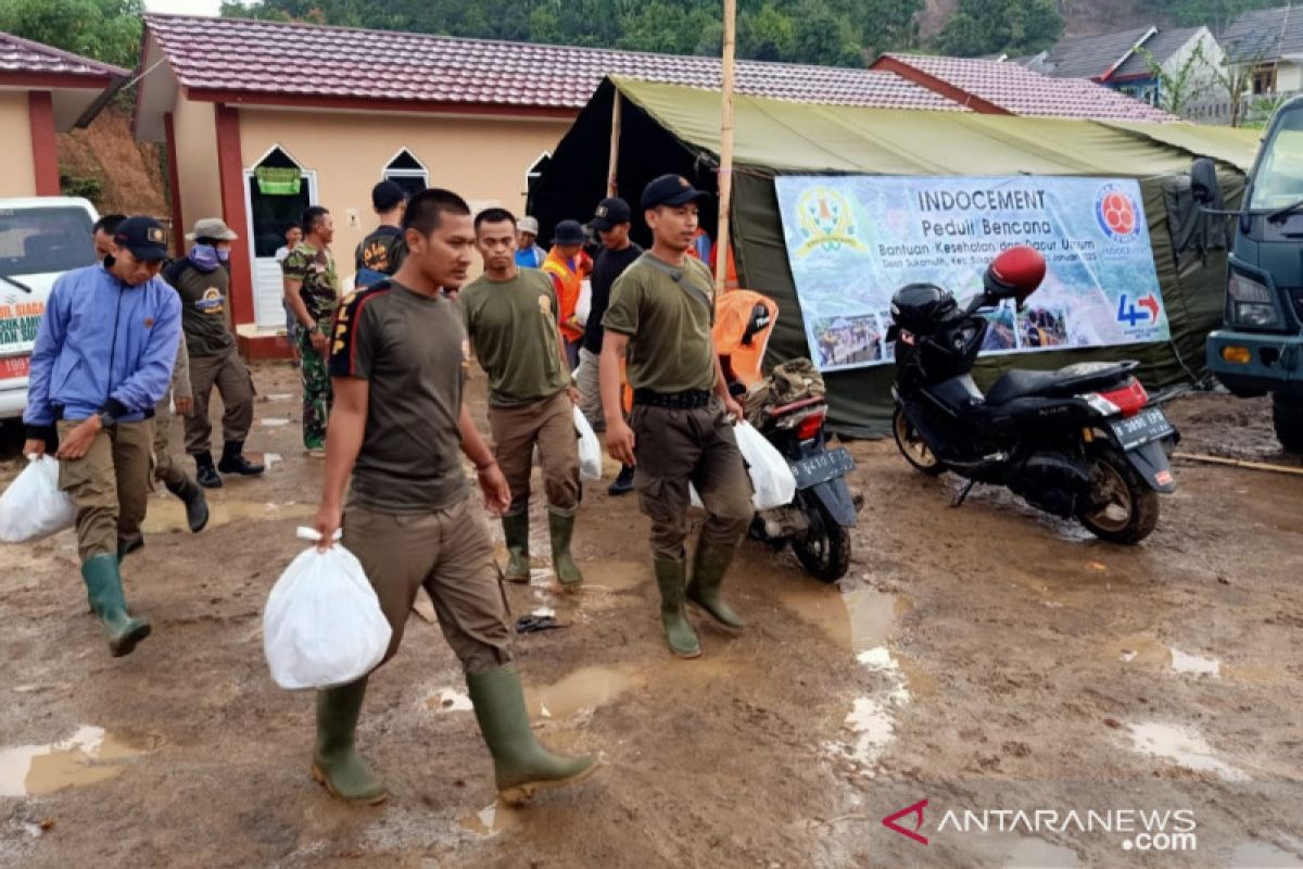 Indocement sediakan 700 porsi makanan per hari di lokasi bencana Bogor