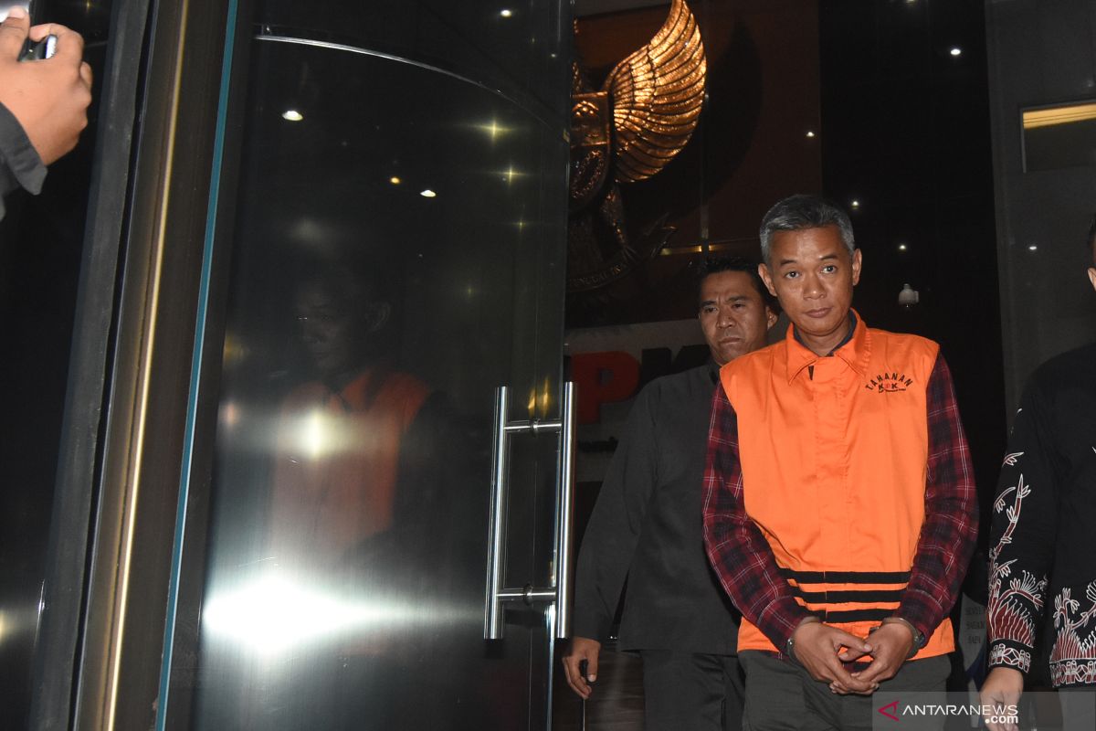 KPK konfirmasi advokat PDIP Donny aliran uang ke Wahyu Setiawan