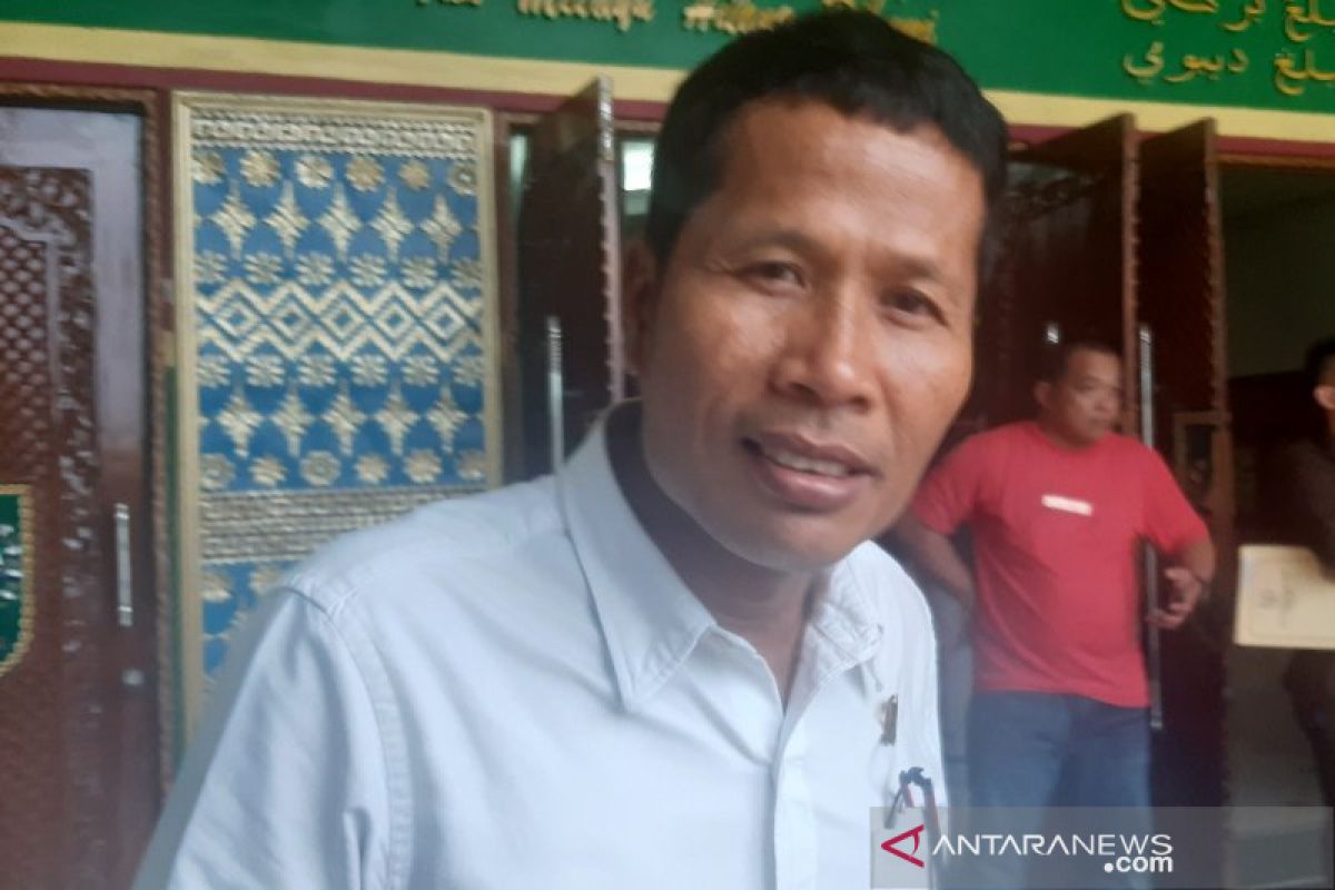 Giliran Ketua DPRD Riau dipanggil KPK terkait korupsi Bengkalis