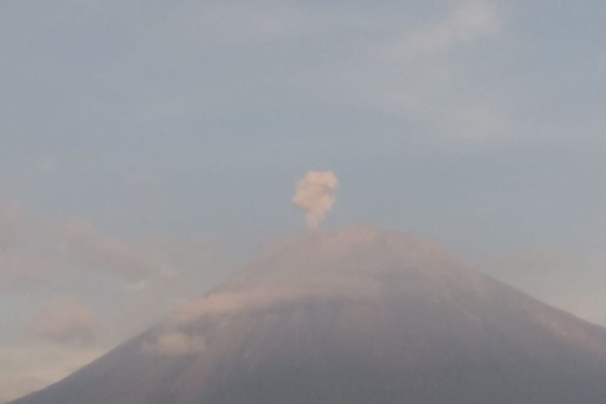 PVMBG: Aktivitas Gunung Semeru didominasi gempa letusan dan embusan