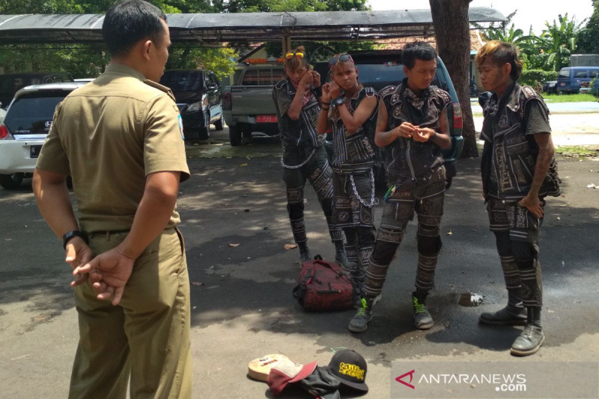 Beri kenyamanan masyarakat, Satpol PP Jepara gencarkan razia anak punk