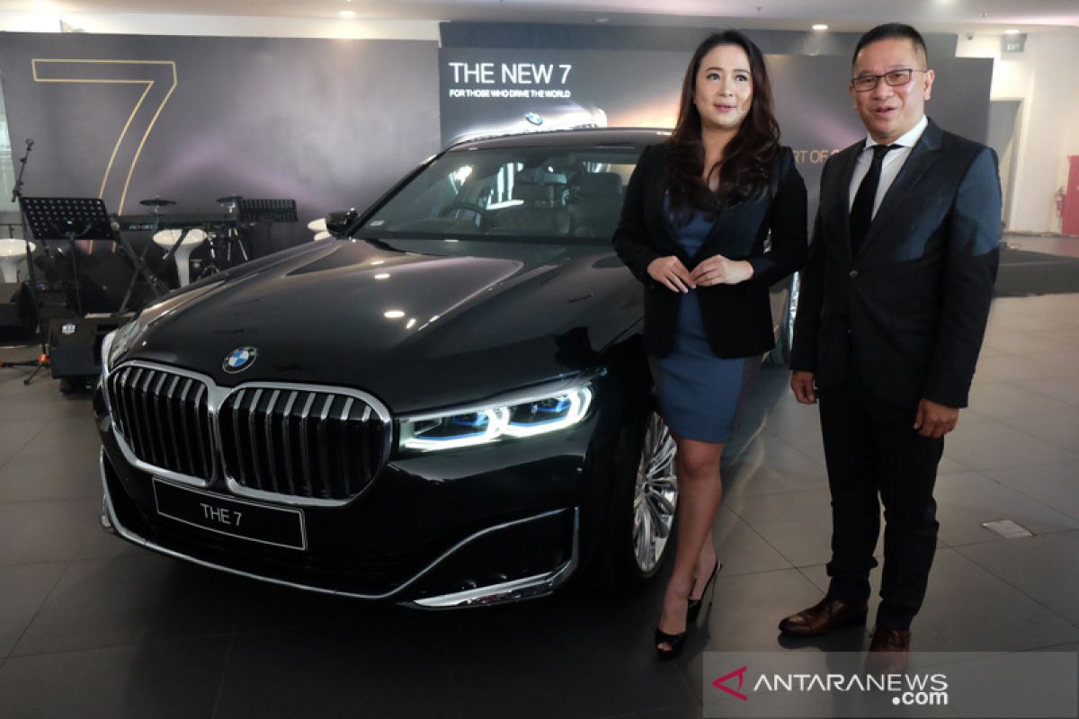 BMW luncurkan sedan The New 7 di Medan