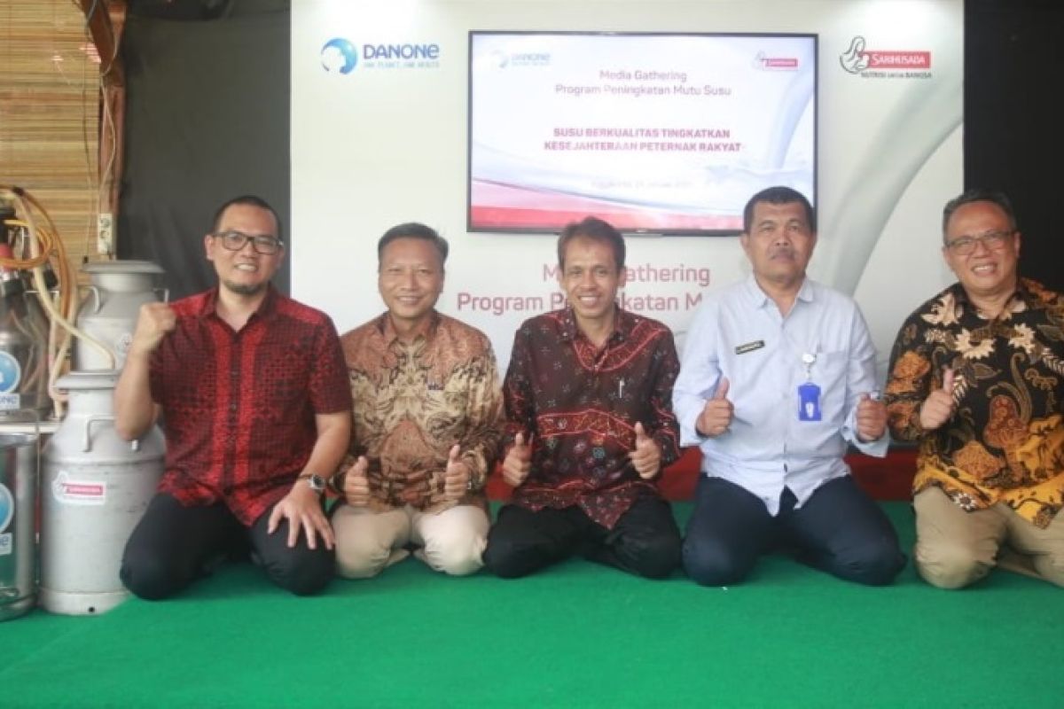 Danone dorong peternak sapi perah hasilkan susu berkualitas