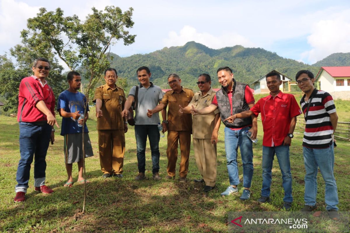 Daerah blank spot seluler di Sijunjung berlahan diatasi