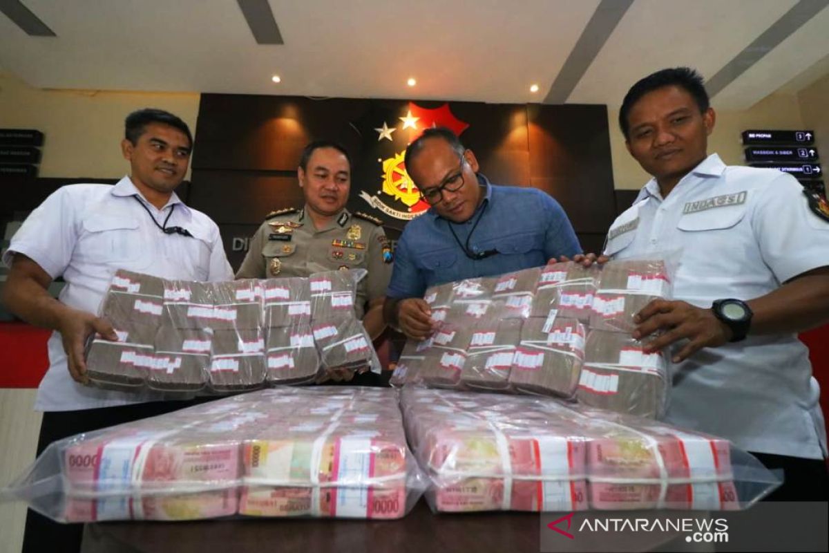 Polisi kembali sita Rp4,1 miliar aset "MeMiles" dari tiga rekening