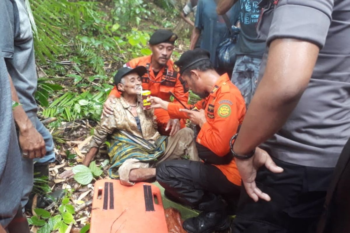 10 hari nyasar di hutan, seorang warga Buton akhirnya ditemukan