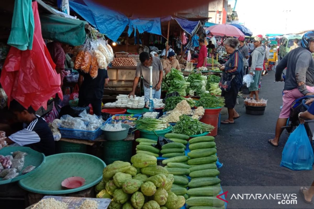 Harga sayuran pasokan luar daerah di Ambon naik