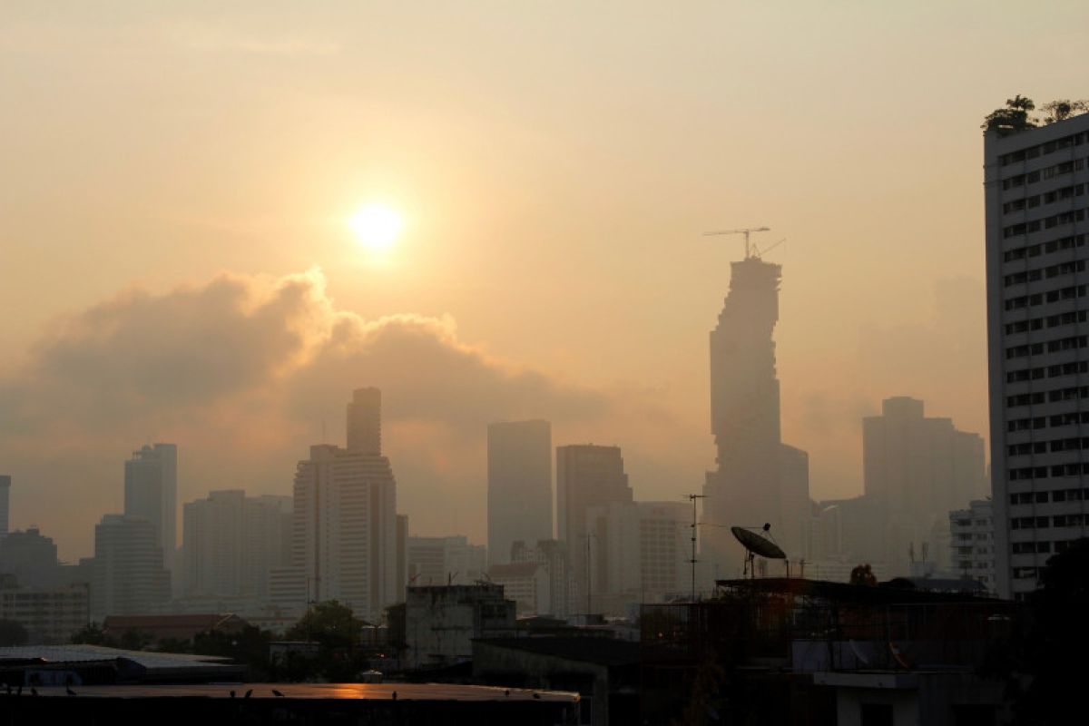 Sekitar 450 sekolah ditutup akibat polusi udara parah di Bangkok