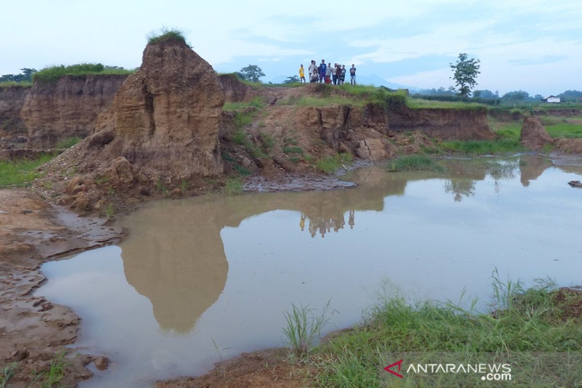 Empat anak tewas tenggelam di kubangan bekas galian C di Kudus