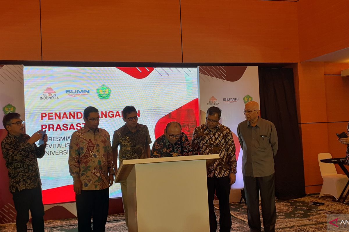 Semen Indonesia kucurkan dana CSR Rp1 miliar revitalisasi laboratorium Universitas Bung Hatta