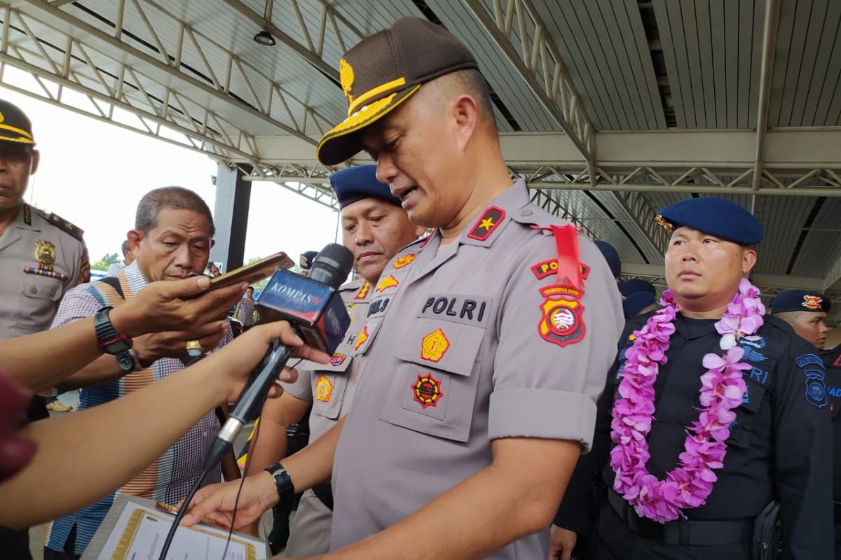 Sebanyak 100 anggota Brimob tiba di Pontianak usai bertugas di Papua