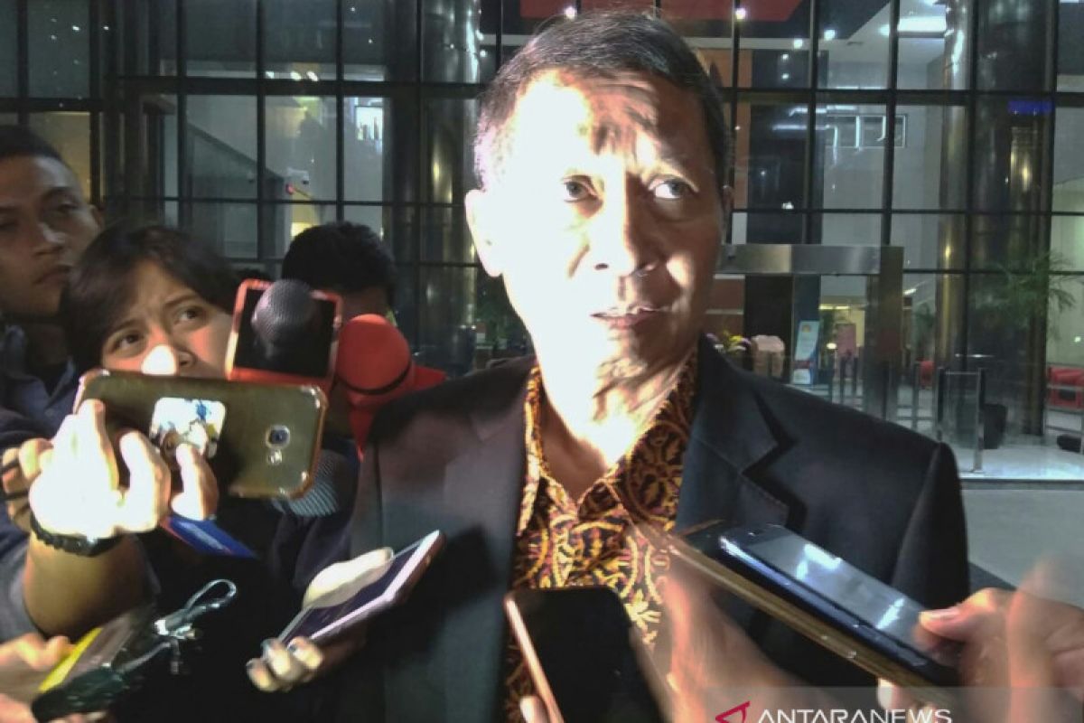 RJ Lino mengaku telah memperkaya PT Pelindo II