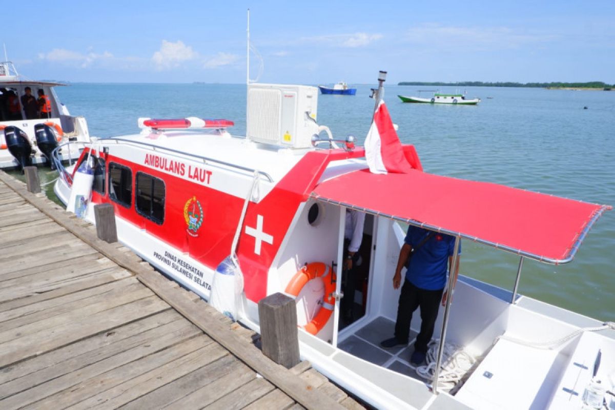 Pemprov Sulsel simulasi penggunaan ambulans apung di Kabupaten Pangkep