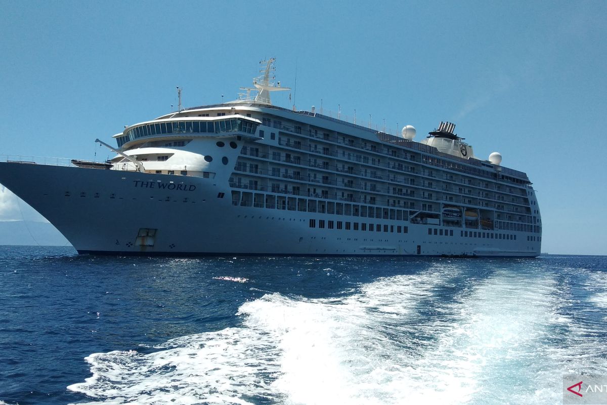 Cruise ship visits to Raja Ampat yet to contribute significantly