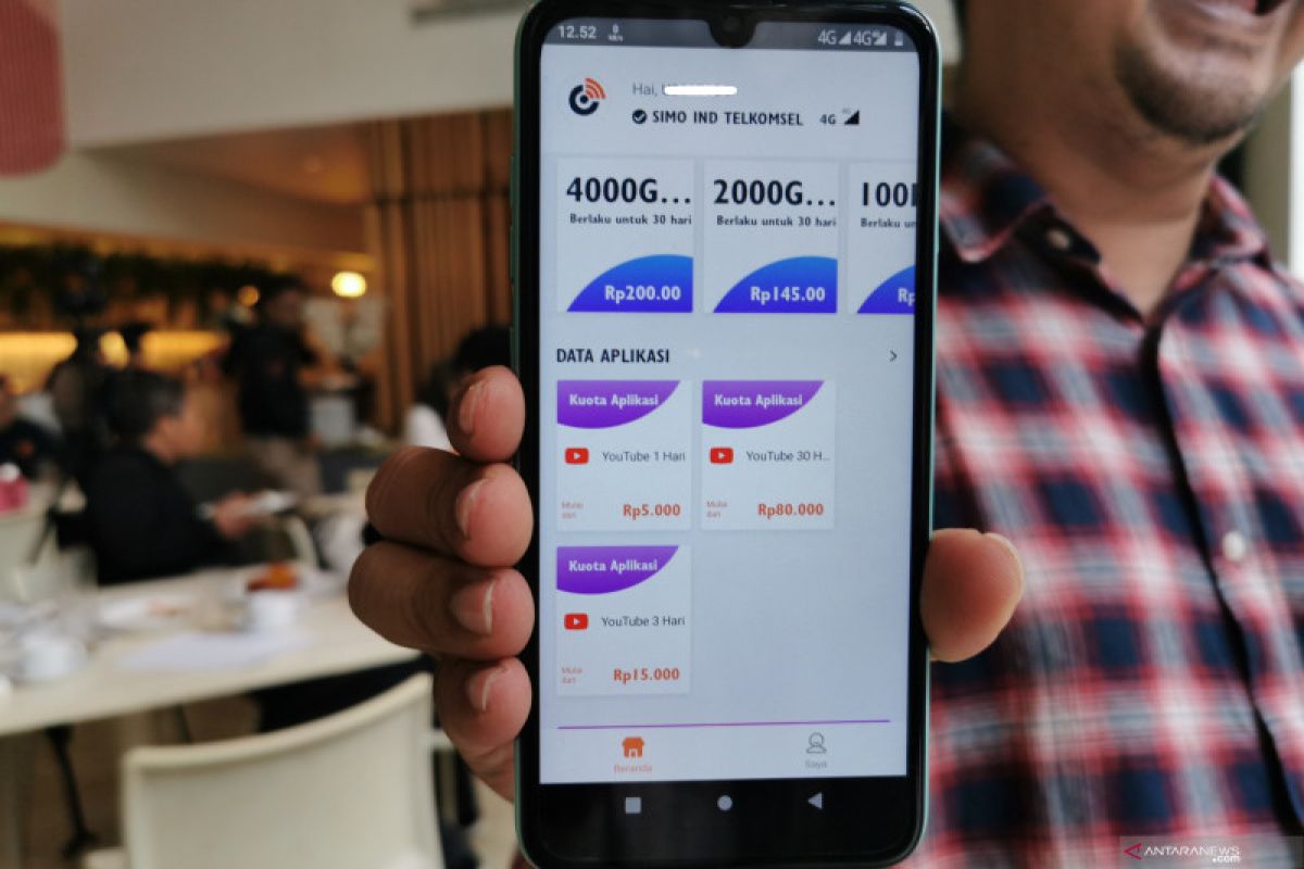 Harga Rp1 jutaan, ponsel Luna Simo bisa internet tanpa kartu sim