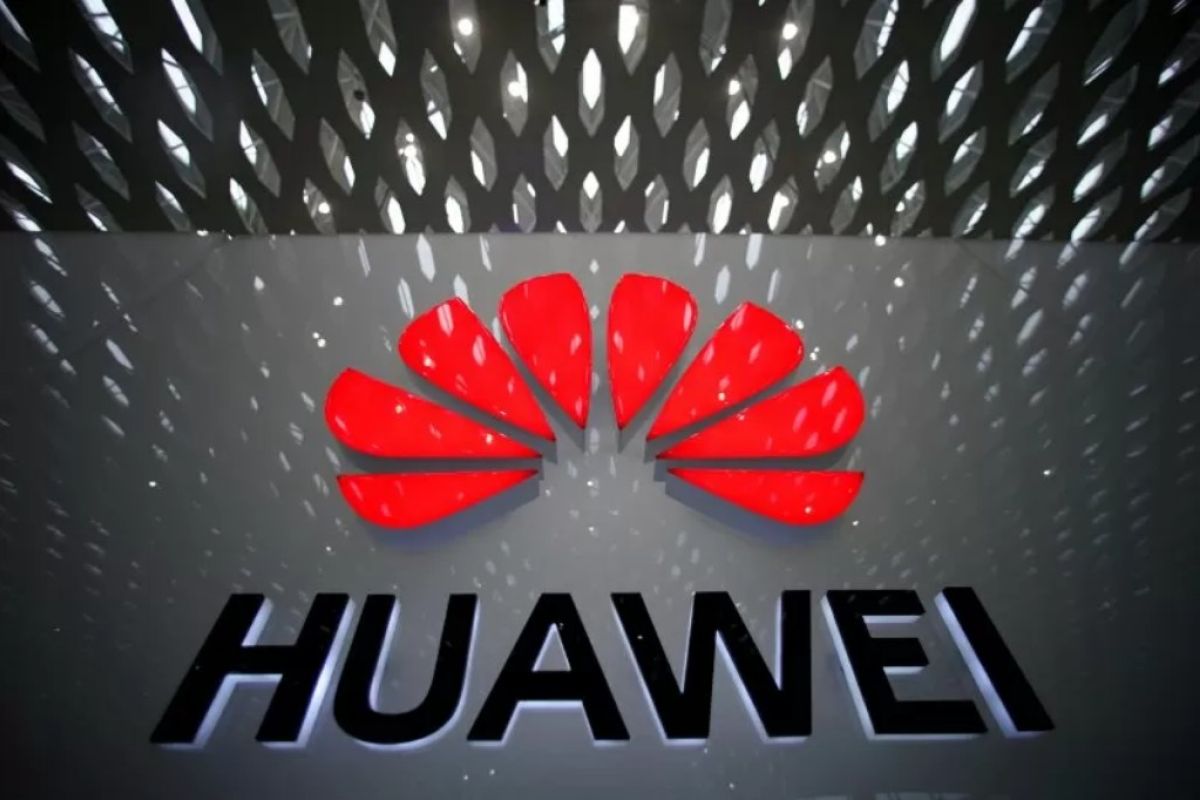 Huawei tetap berproduksi di tengah wabah virus corona