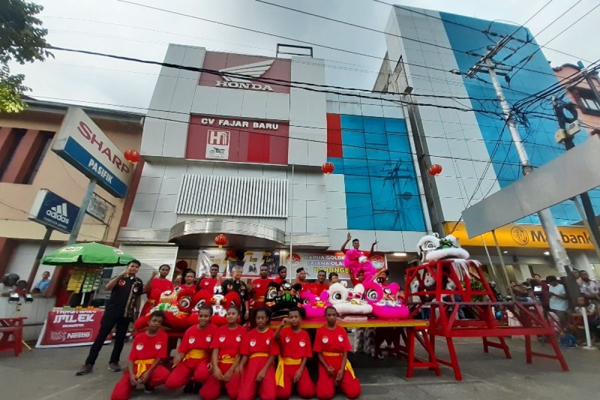 Papua Golden Tiger berdayakan OAP tampilkan atraksi tari barongsai