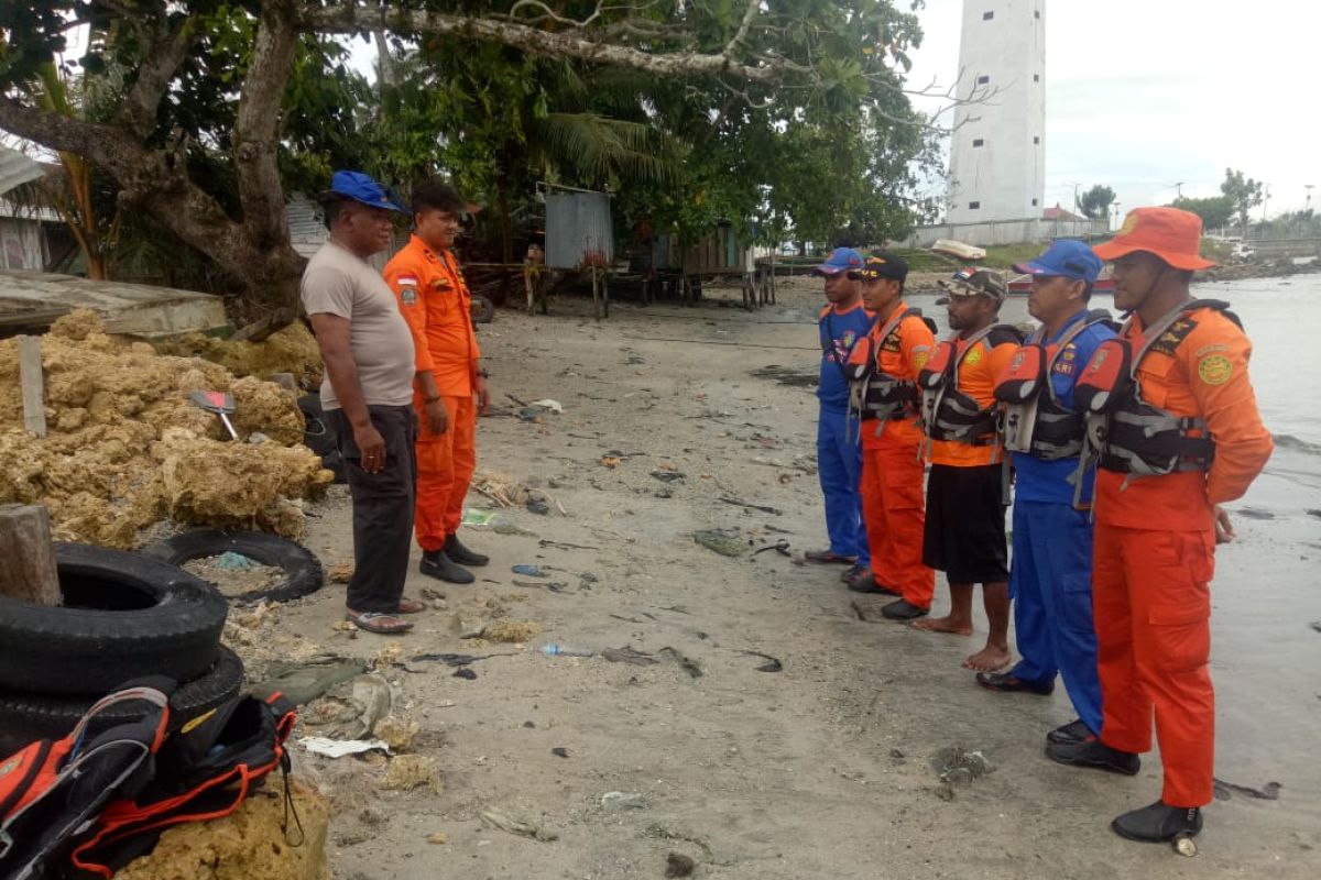 Tim SAR temukan speedboat nelayan mati mesin di Perairan Sarmi